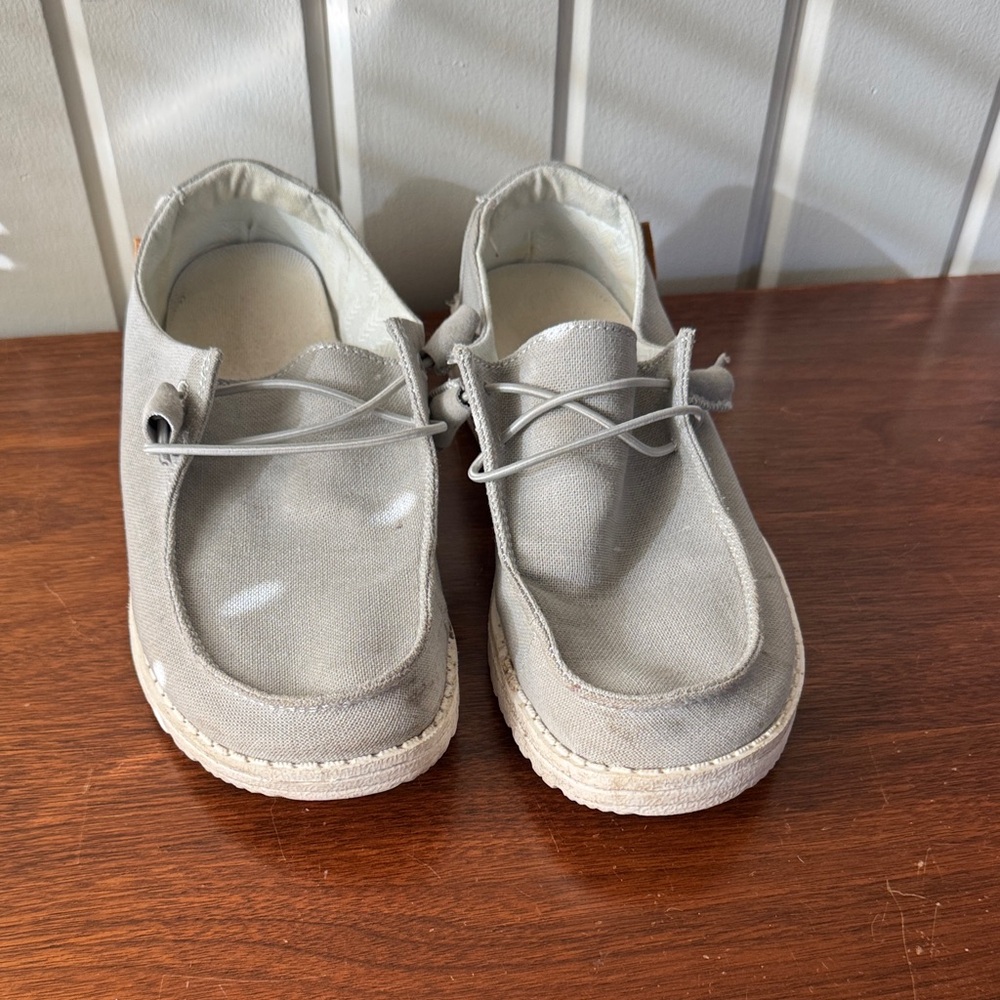 Hey Dude Gray Flats & Loafers